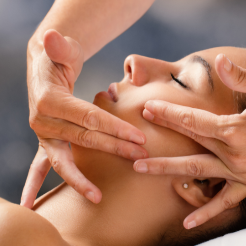 Sculpting Face Massage